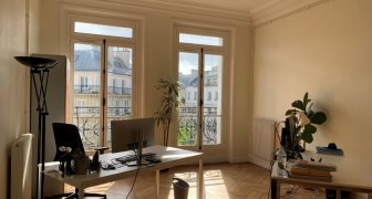 Sous-location très beau bureau lumineux 25m² -  Paris 8ème Quartier de l'Europe sur la Place de Dublin